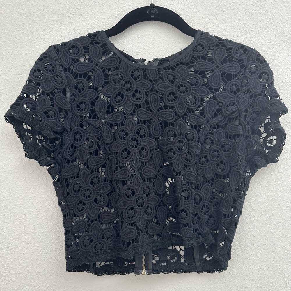 Olivaceous black cropped knit crochet top!